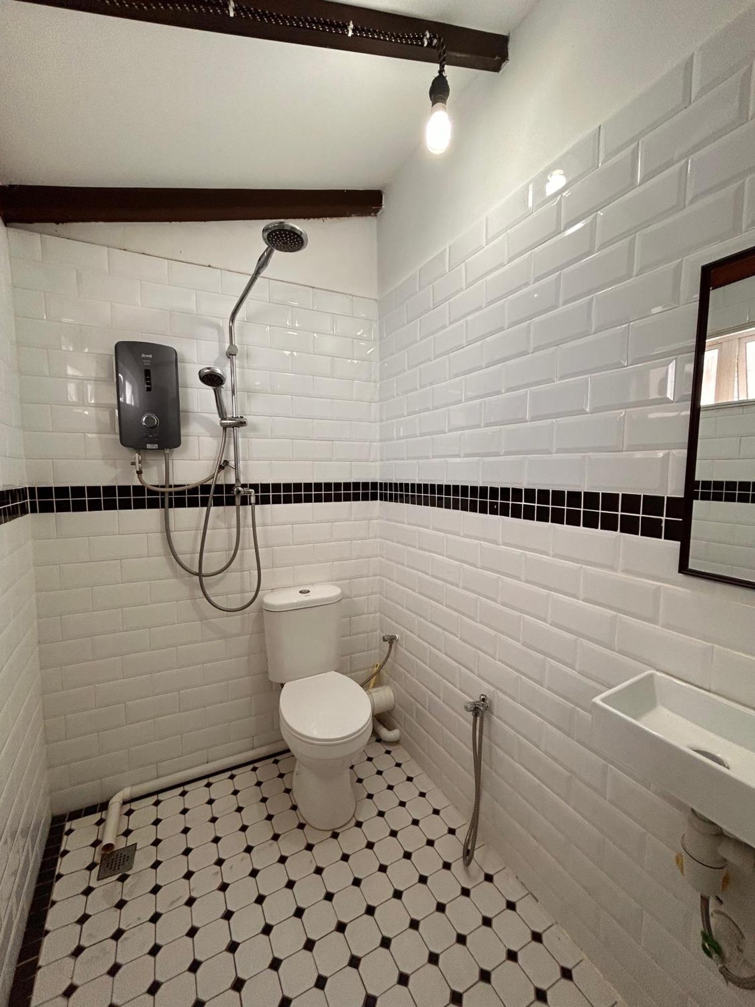 New Great Shanghai Female Hostel George Town Buitenkant foto
