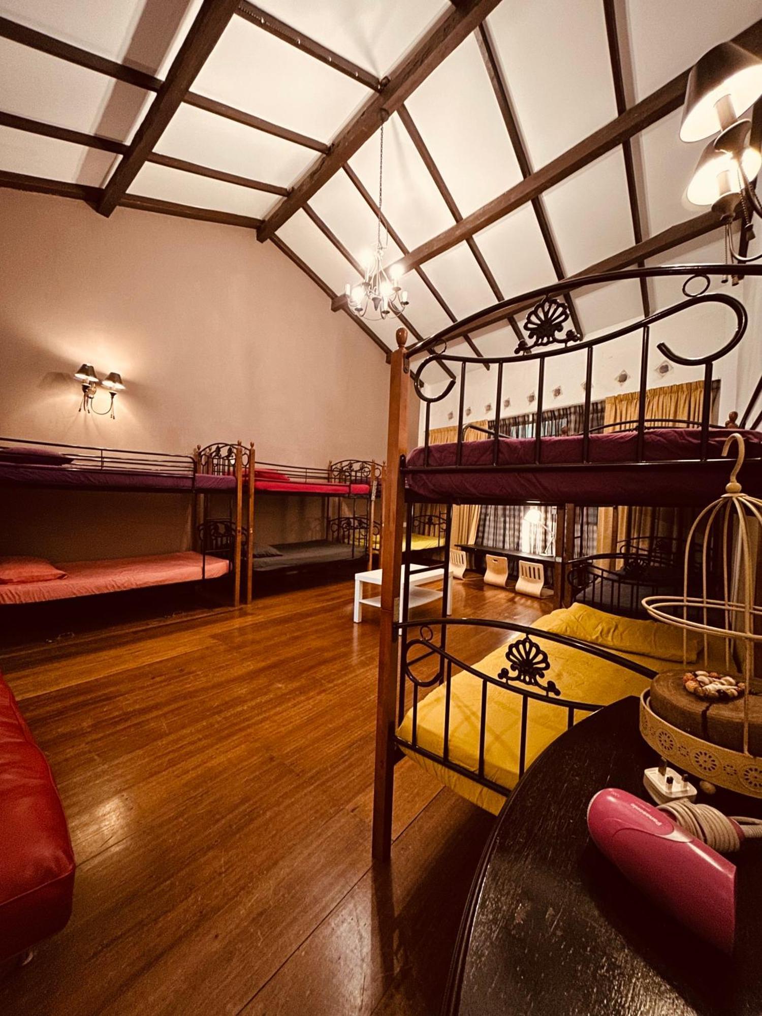 New Great Shanghai Female Hostel George Town Buitenkant foto